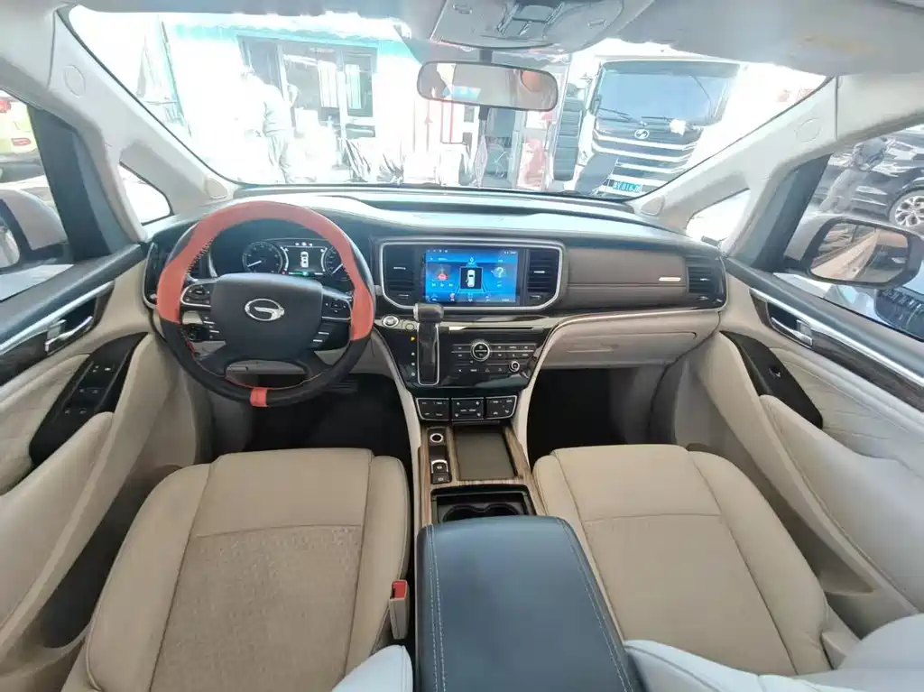 GAC Motor Trumpchi M8 2019 — фото 6