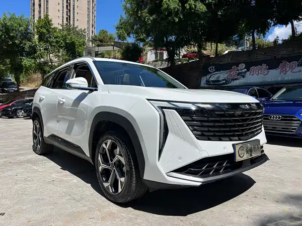Geely Boyue L 2024