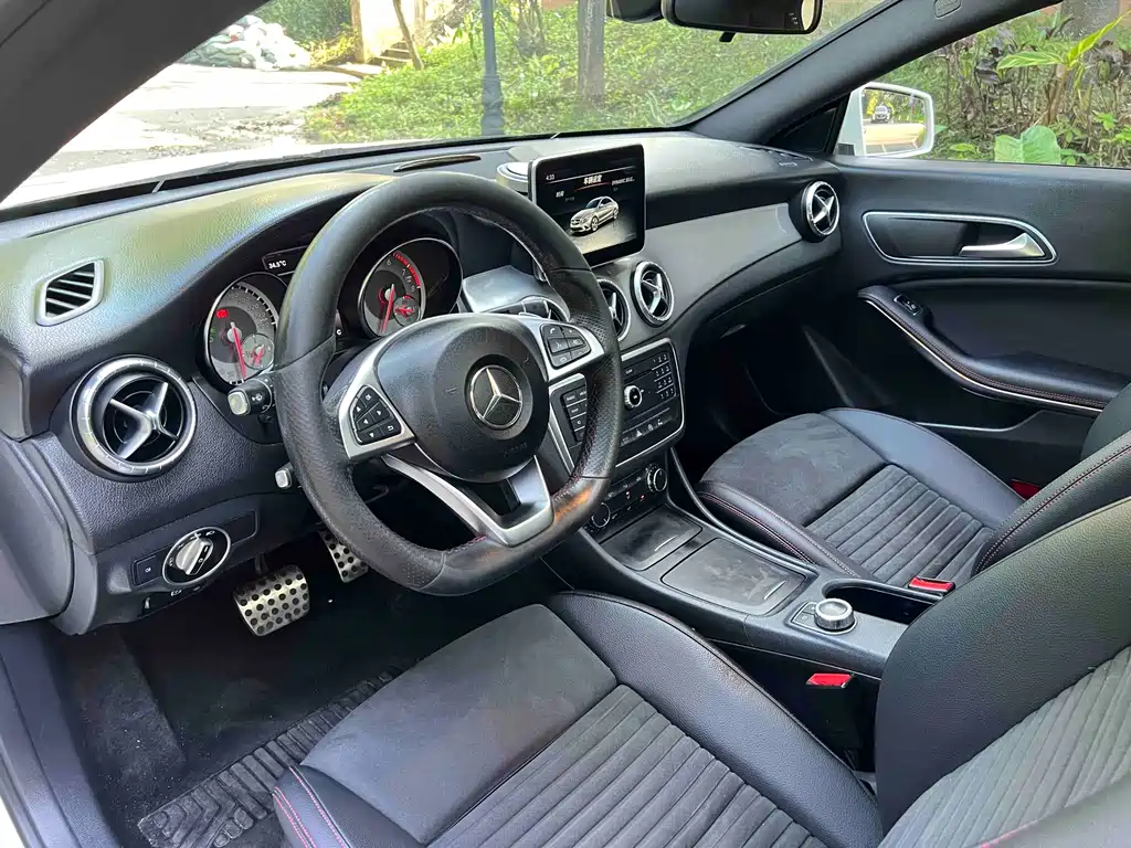 Mercedes-Benz CLA 2015 — фото 5