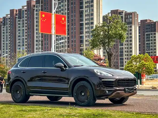 Porsche Cayenne 2016