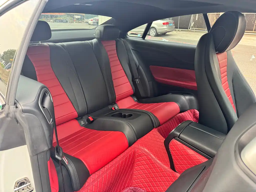 Mercedes-Benz E-Class 2023 — фото 6