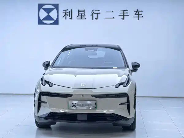 Zeekr X 2024