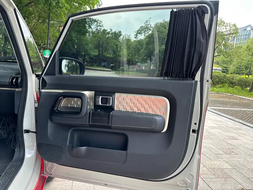 Baojun KiWi EV 2021 — фото 14