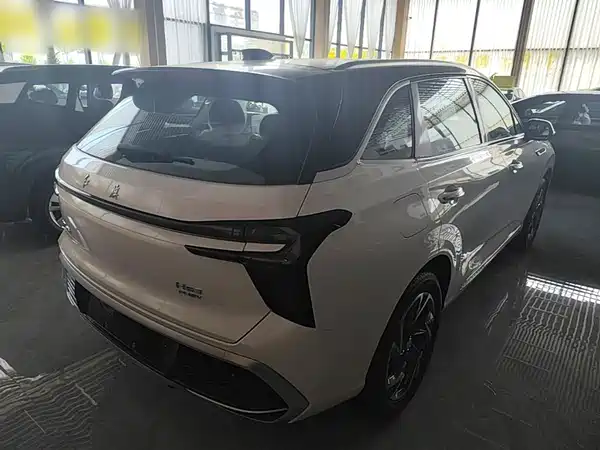 Hongqi HS3 PHEV 2026