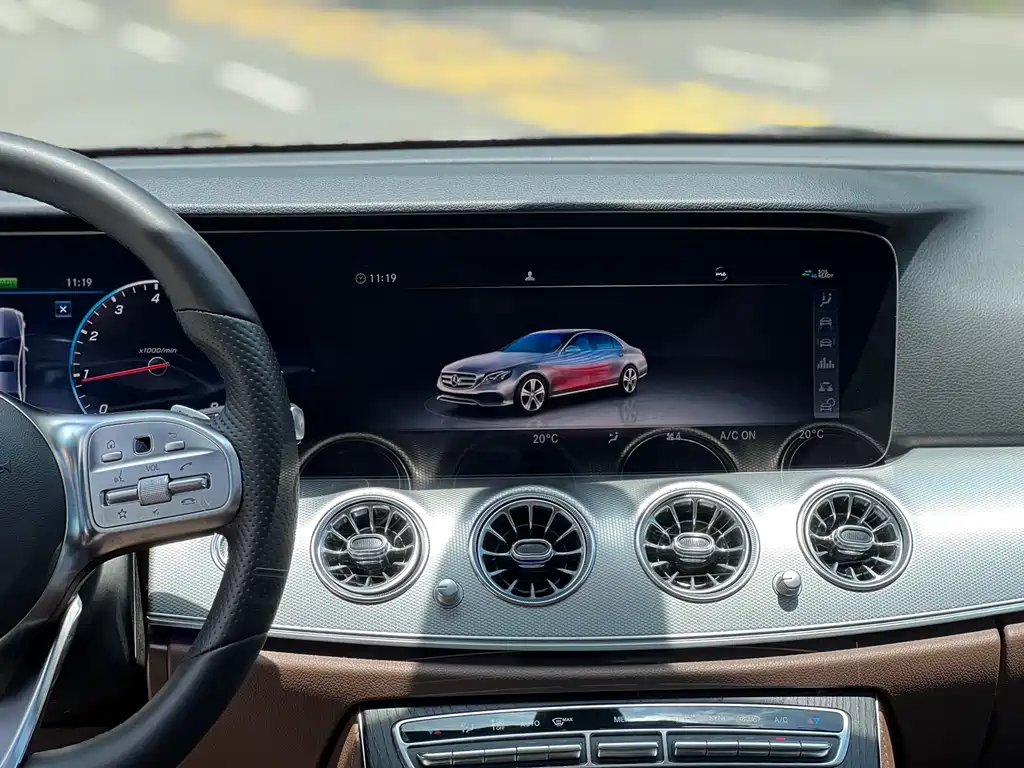 Mercedes-Benz E-Class 2020 — фото 12