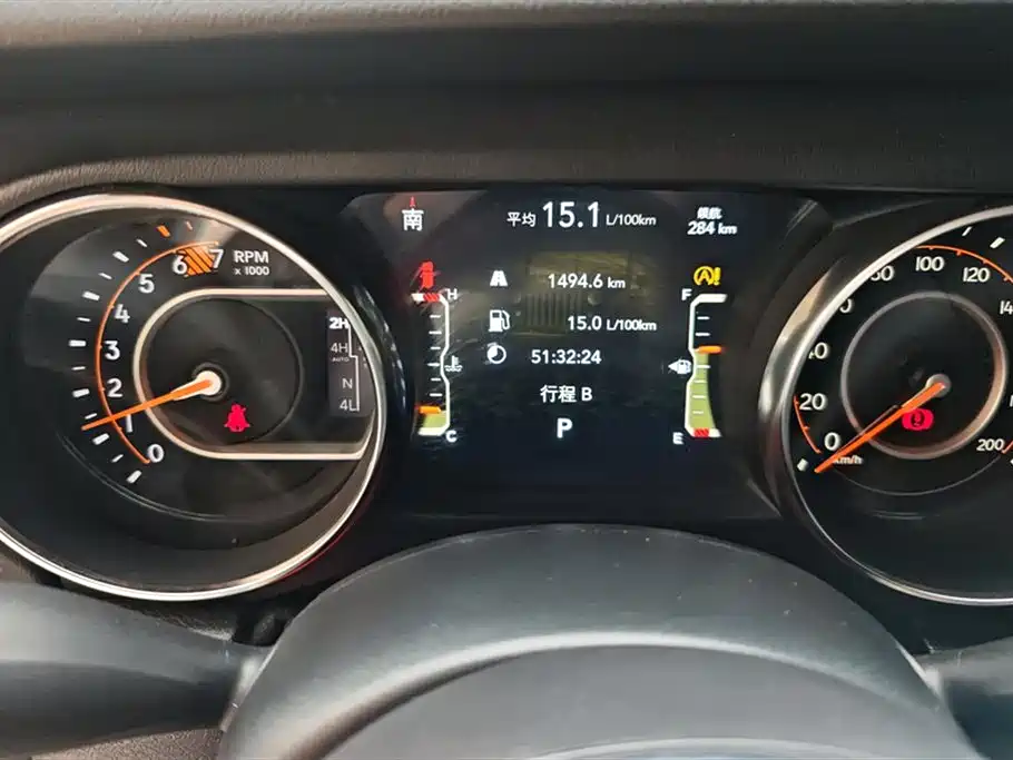 Jeep Wrangler 2021 — фото 14