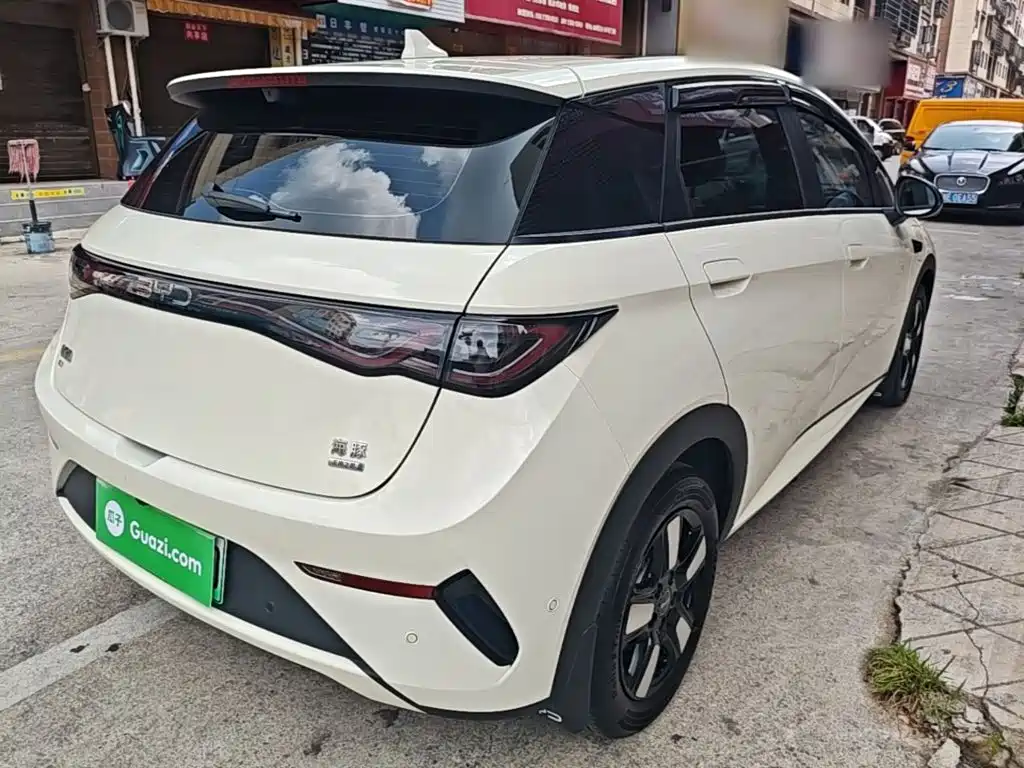 BYD Dolphin 2025 — фото 7