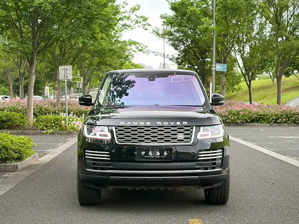 Land Rover Range Rover 2022 — фото 2