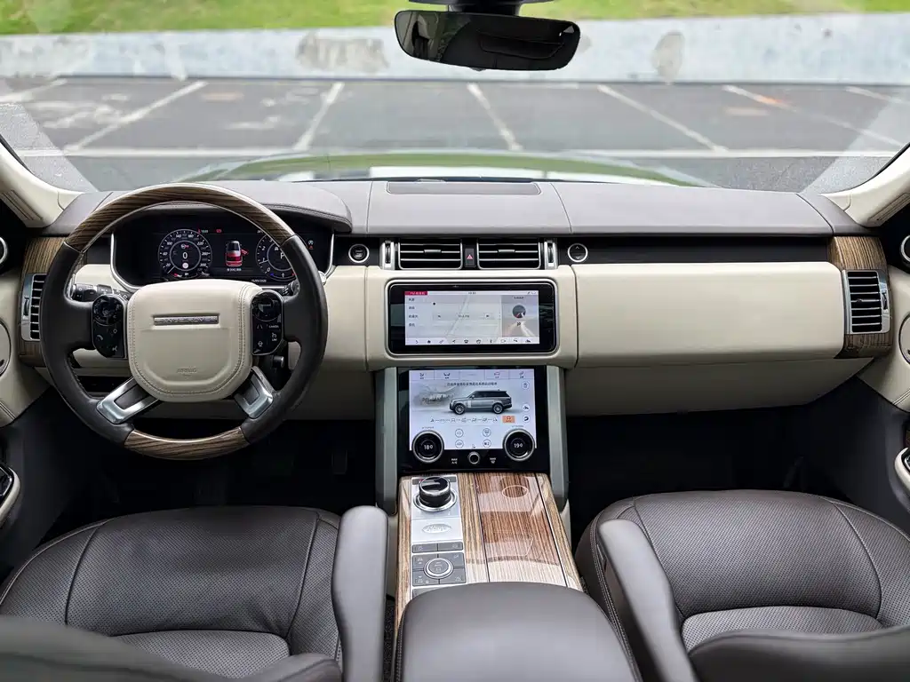 Land Rover Range Rover 2022 — фото 12