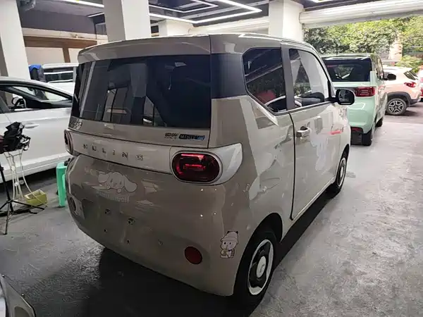 Wuling Hongguang MINIEV 2025