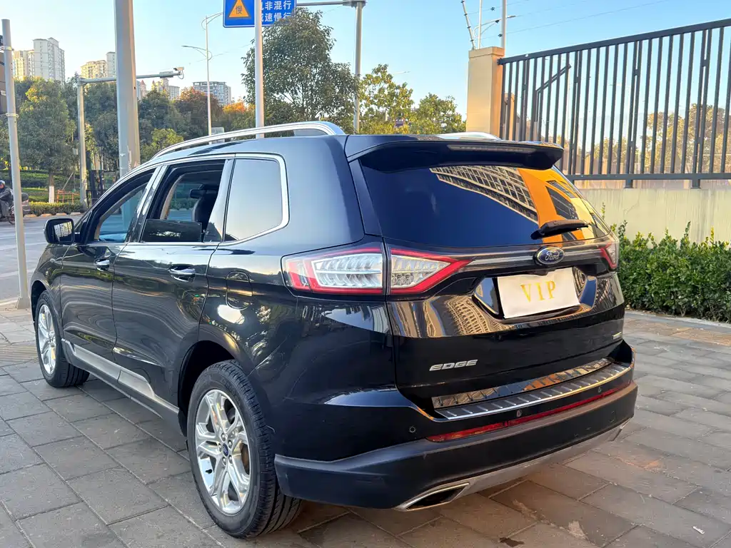 Ford Edge 2015 — фото 8