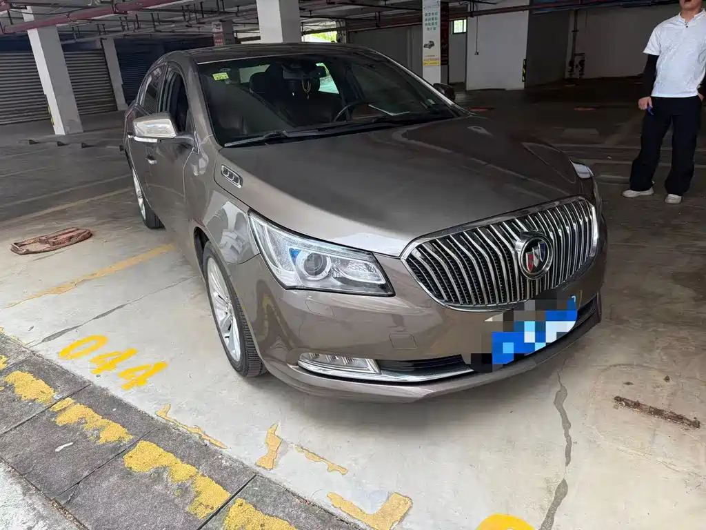 Buick LaCrosse 2015 — фото 1