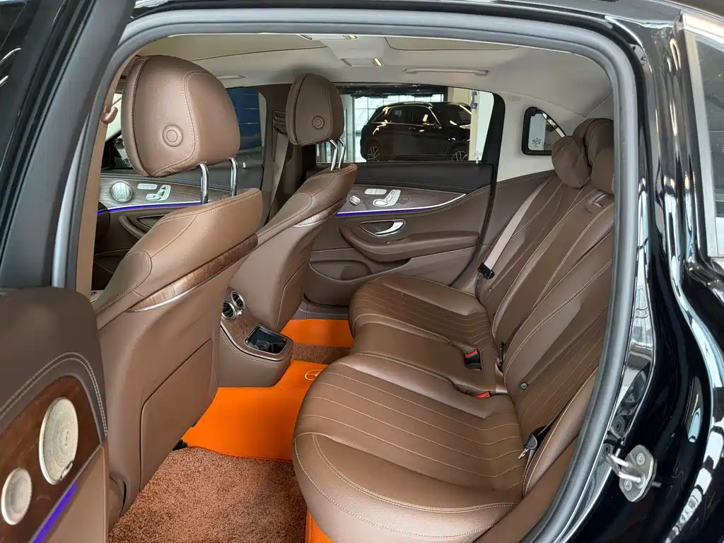 Mercedes-Benz E-Class 2023