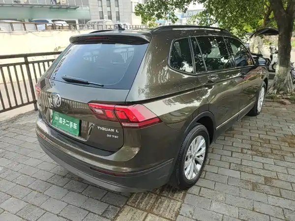 Volkswagen Tiguan L 2017