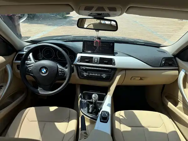 BMW 3Xi 2013