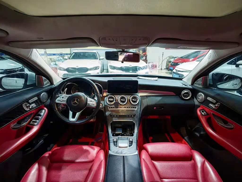 Mercedes-Benz C-Class 2019 — фото 6