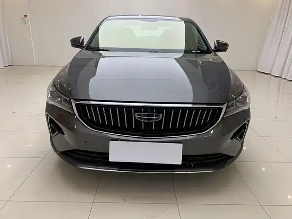 Geely Emgrand 2023