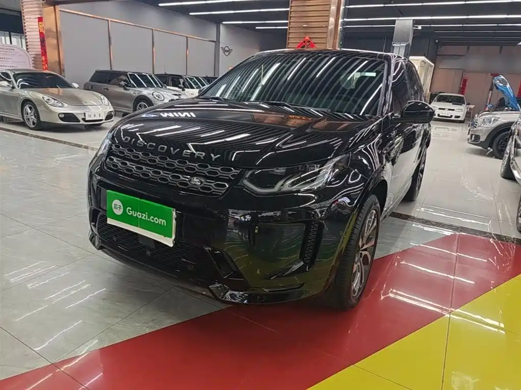 Land Rover Discovery Sport 2023 — фото 1