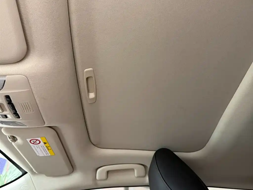 Toyota Corolla 2021 — фото 15