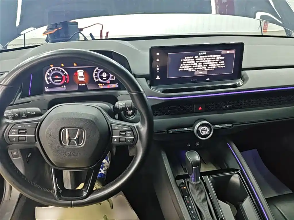 Honda Accord 2024 — фото 10