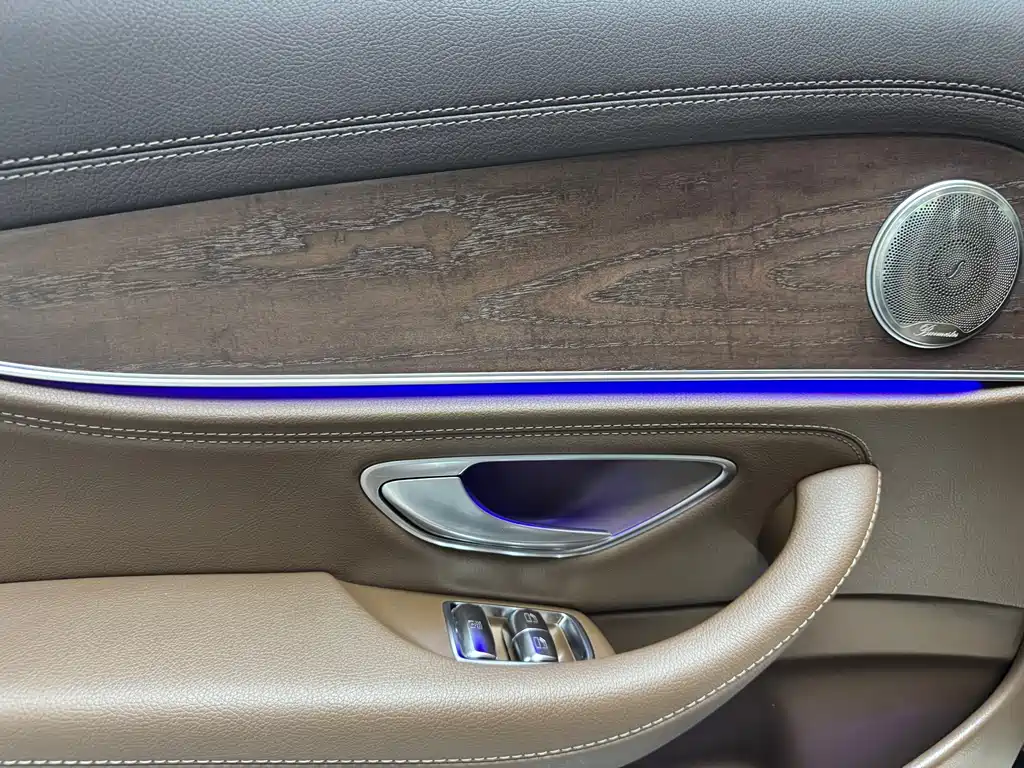 Mercedes-Benz E-Class 2023