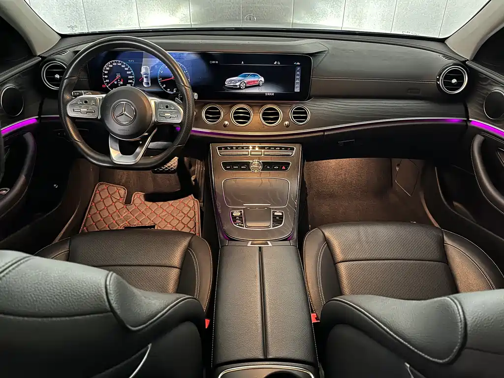 Mercedes-Benz E-Class 2019 — фото 13