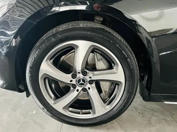 Mercedes-Benz E-Class 2019
