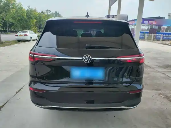 Volkswagen Viloran 2023
