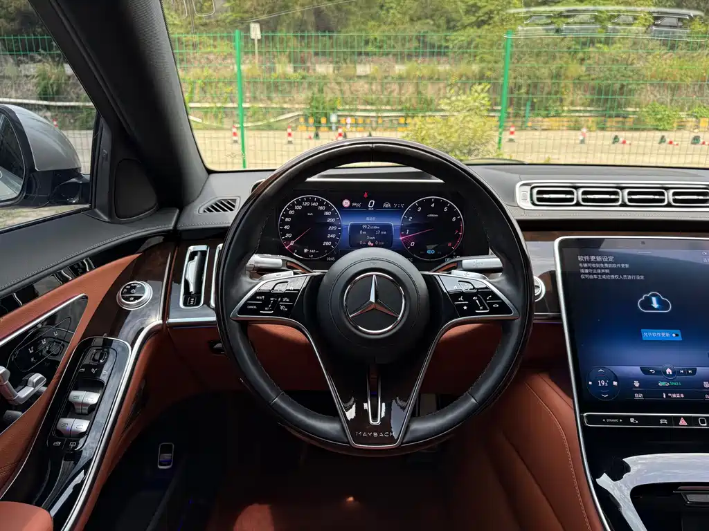 Mercedes-Benz Maybach S-Class 2021 — фото 9