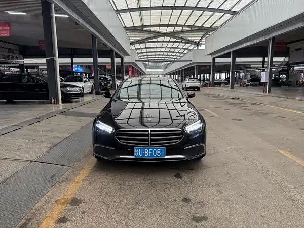 Mercedes-Benz E-Class 2021
