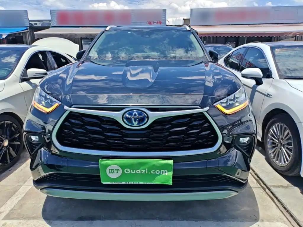 Toyota Highlander 2021