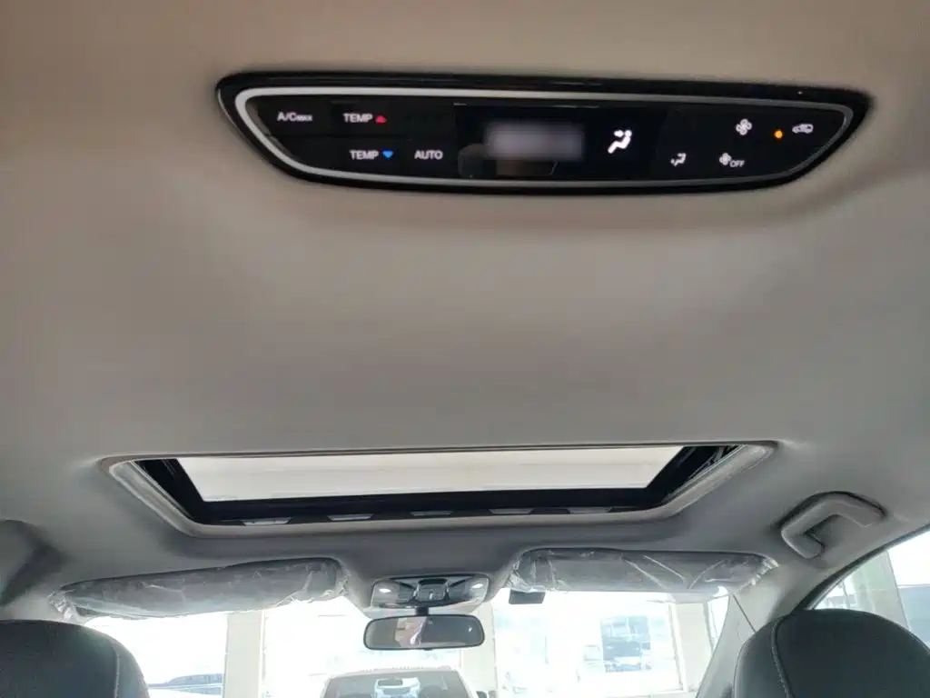 GAC Motor Trumpchi M8 2023 — фото 14