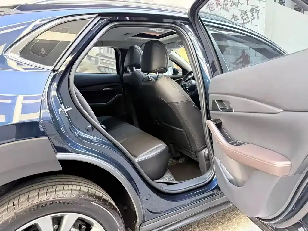 Mazda CX-30 2024