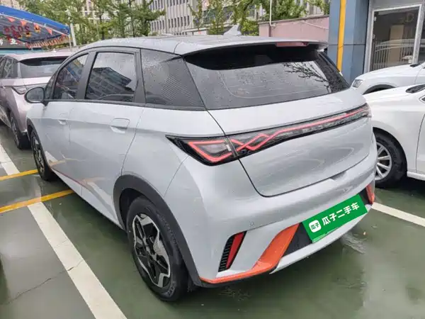 BYD Dolphin 2022