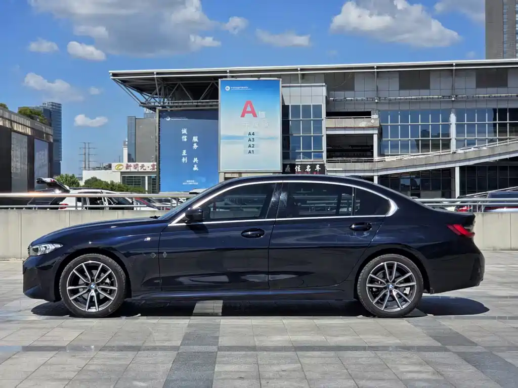 BMW 3 Series 2025