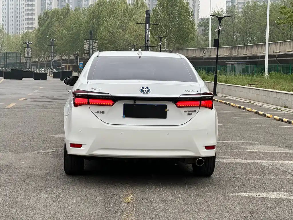 Toyota Corolla 2019 — фото 5