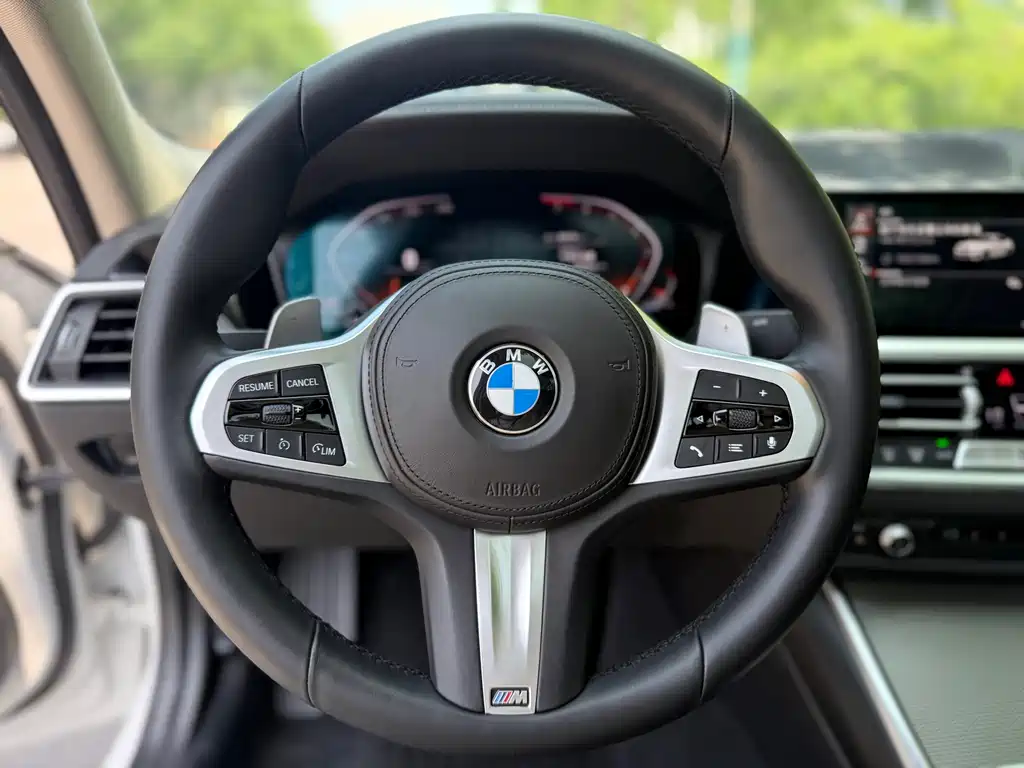 BMW 3 Series 2022 — фото 13