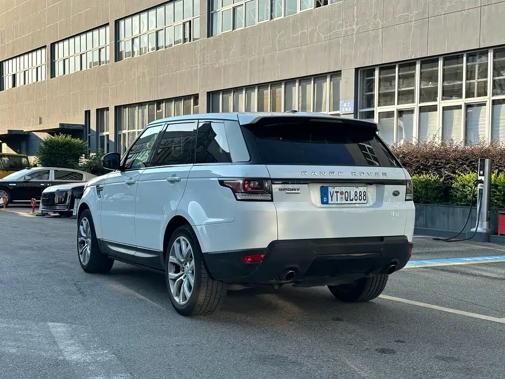 Land Rover Range Rover Sport 2015 — фото 10