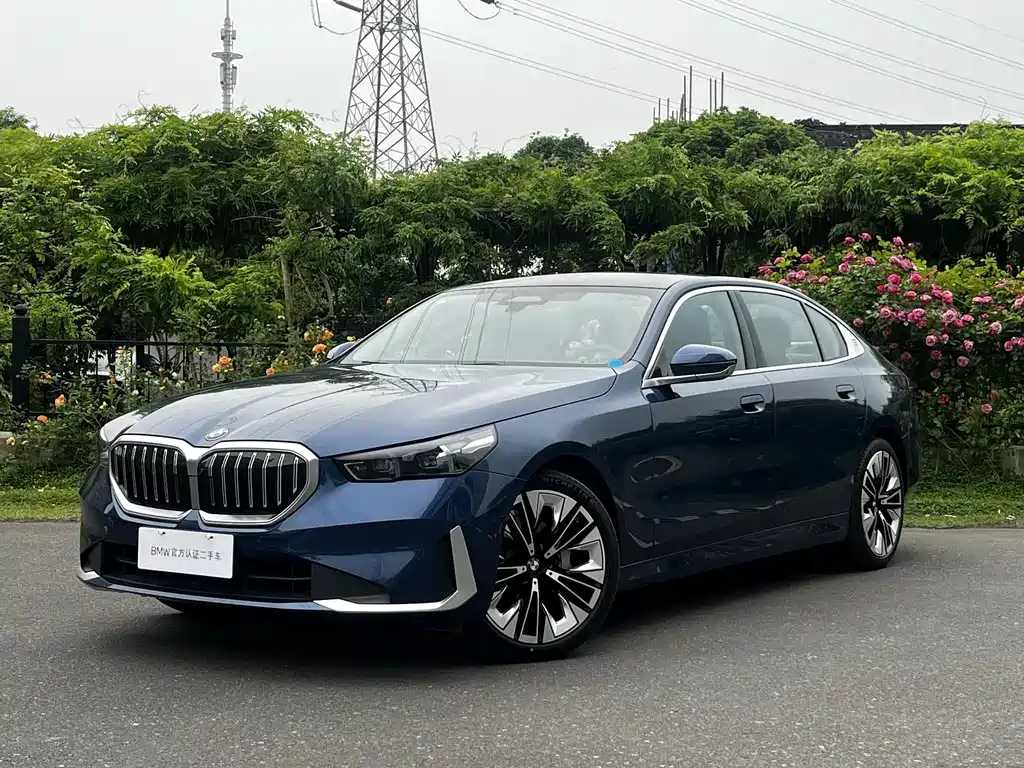 BMW 5 Series 2024