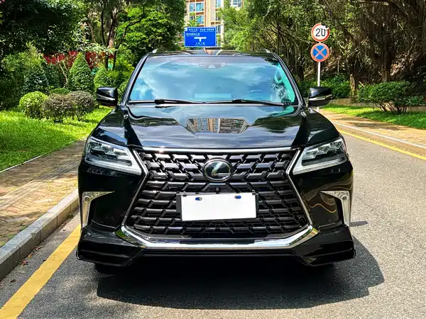 Lexus LX 2019
