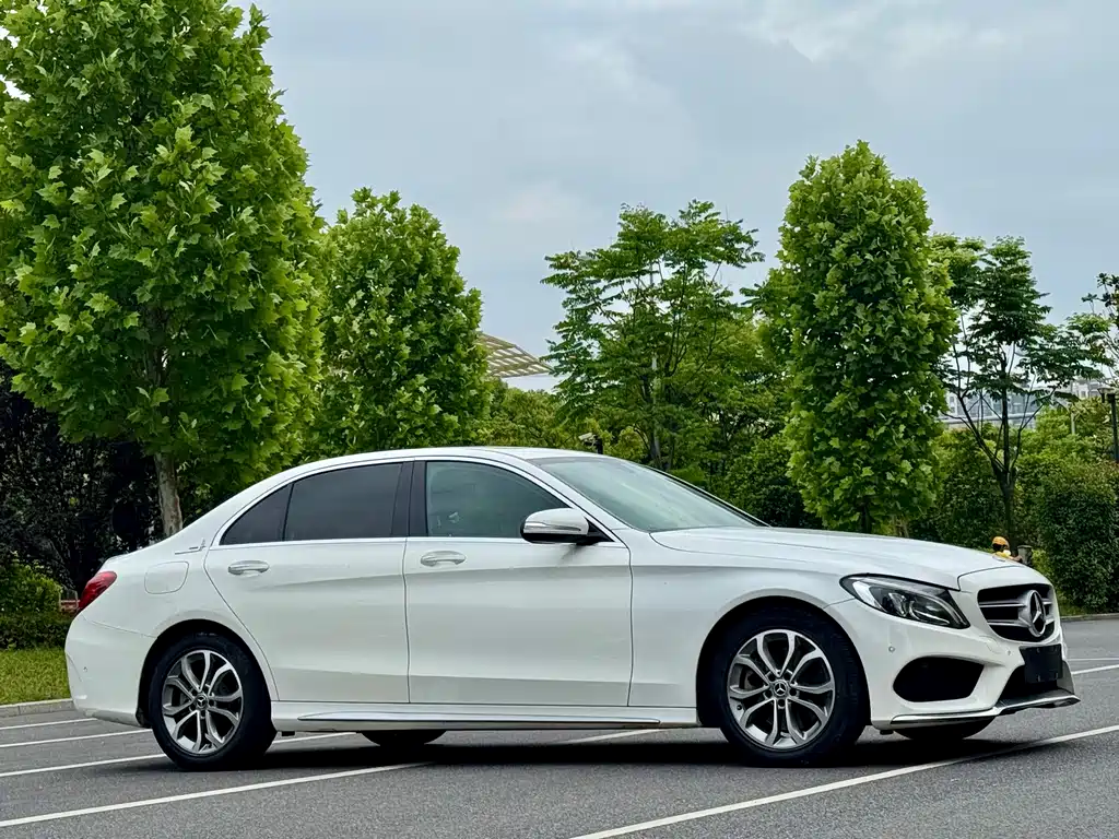 Mercedes-Benz C-Class 2018 — фото 3