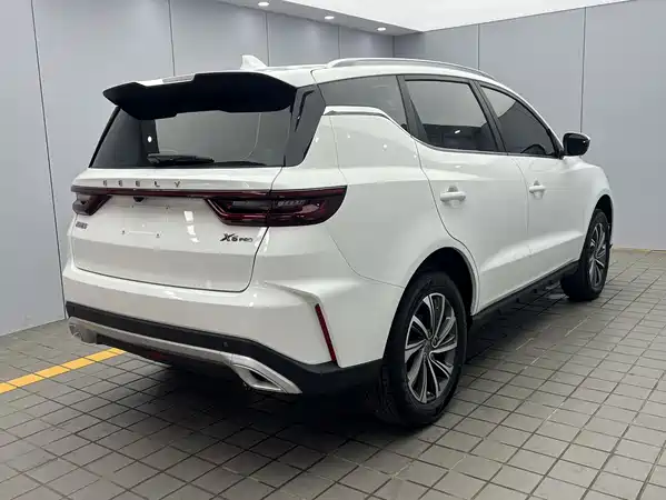 Geely Vision X6 2022