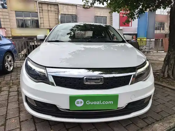 Qoros 3 2018