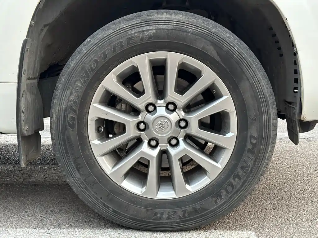 Toyota Prado 2020 — фото 17