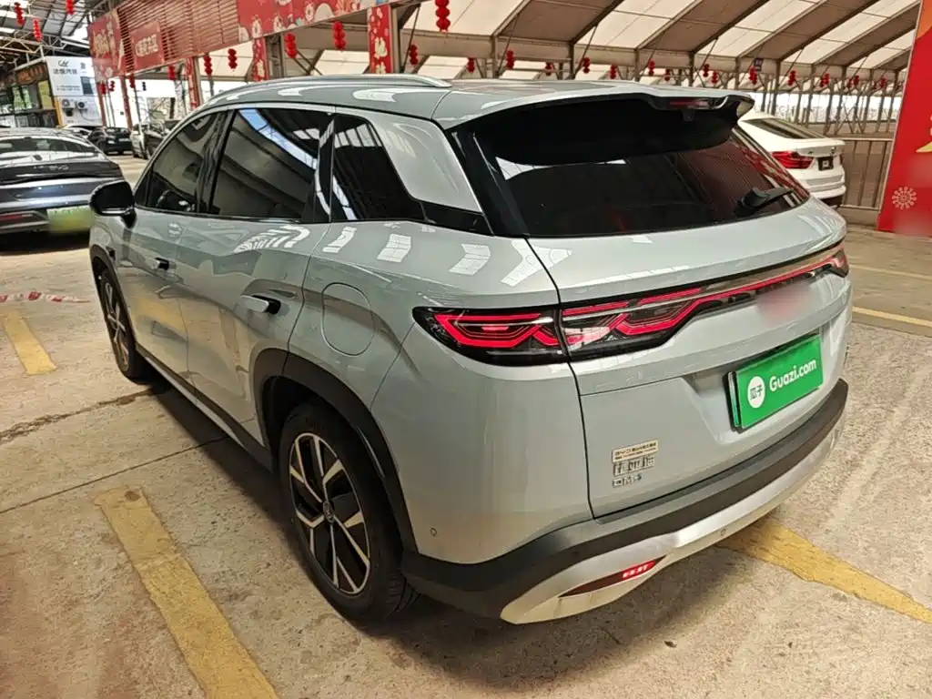 BYD Song L DM-i 2025 — фото 5