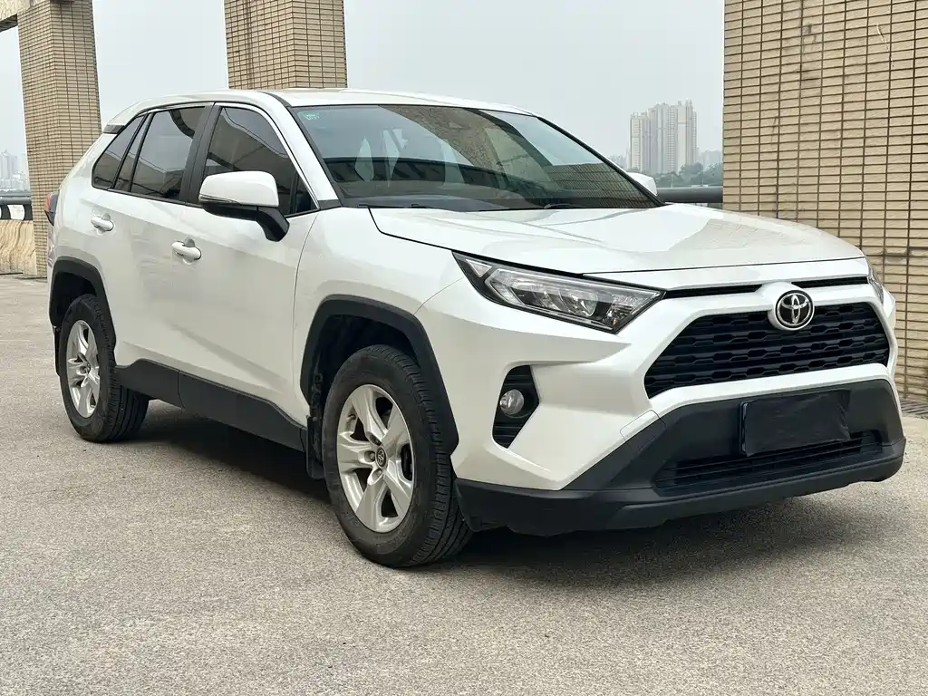 Toyota RAV4 2023