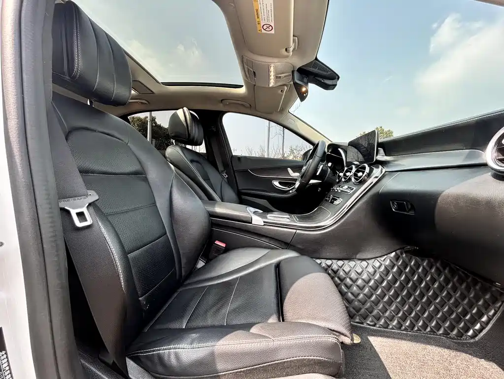 Mercedes-Benz C-Class 2021 — фото 13