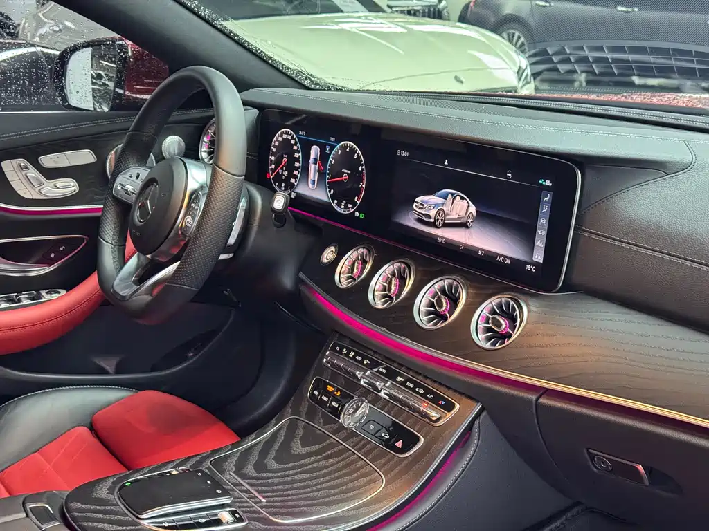 Mercedes-Benz E-Class 2019 — фото 19