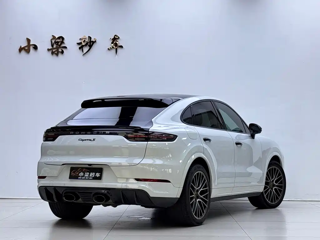 Porsche Cayenne 2022 — фото 3
