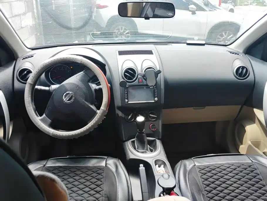 Nissan Qashqai 2015 — фото 12